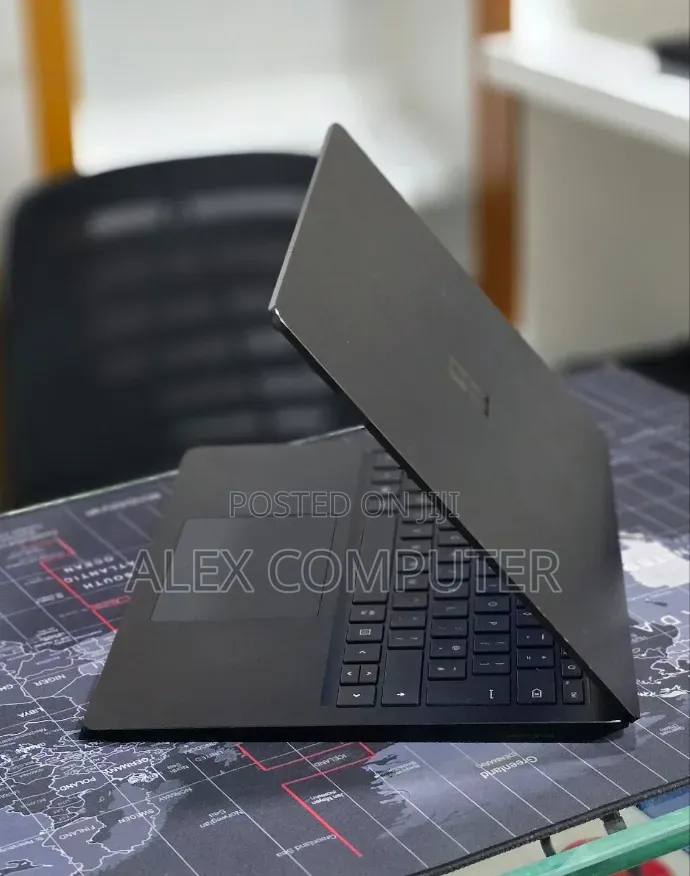 New Laptop Microsoft Surface Laptop 4 16GB Intel Core i7 SSD 512GB