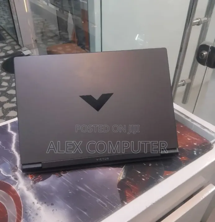 New Laptop HP Victus 16 16GB AMD Ryzen 5 SSD 512GB