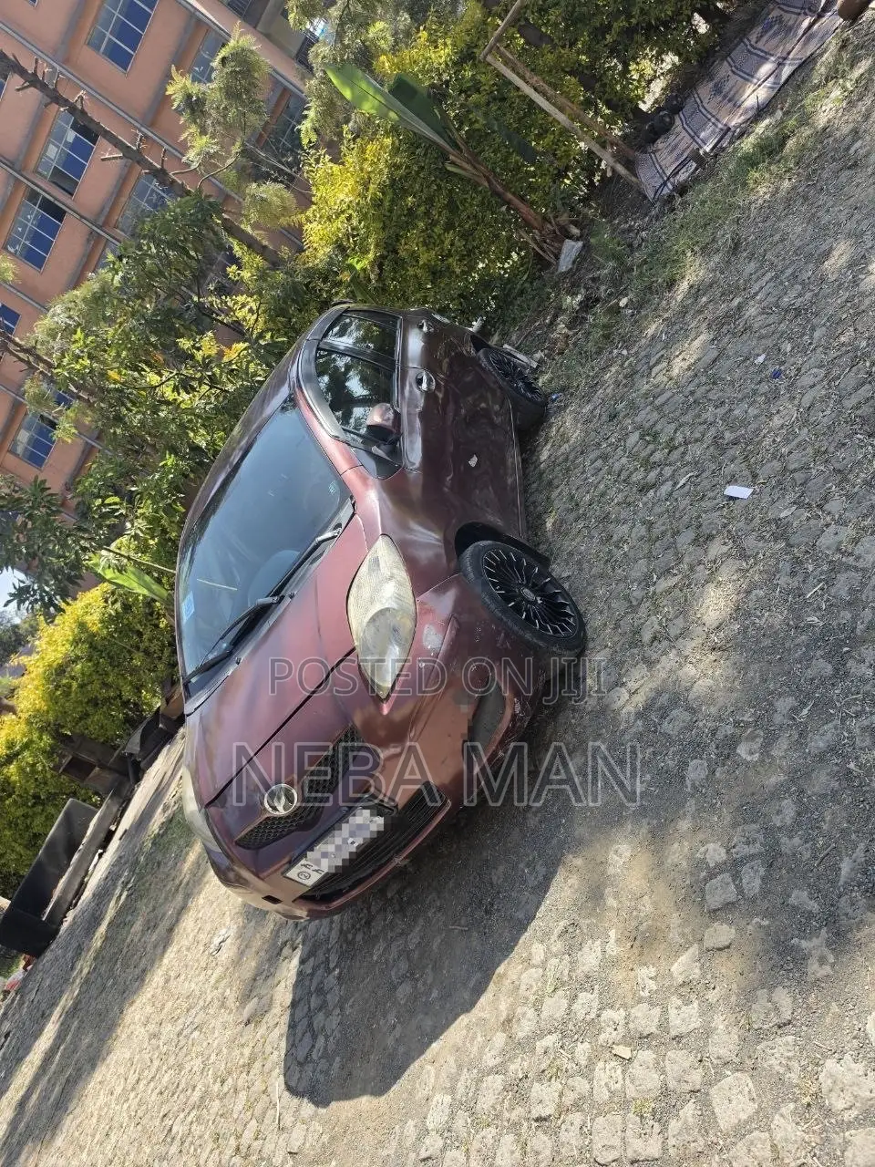 Toyota Yaris 2010 Brown