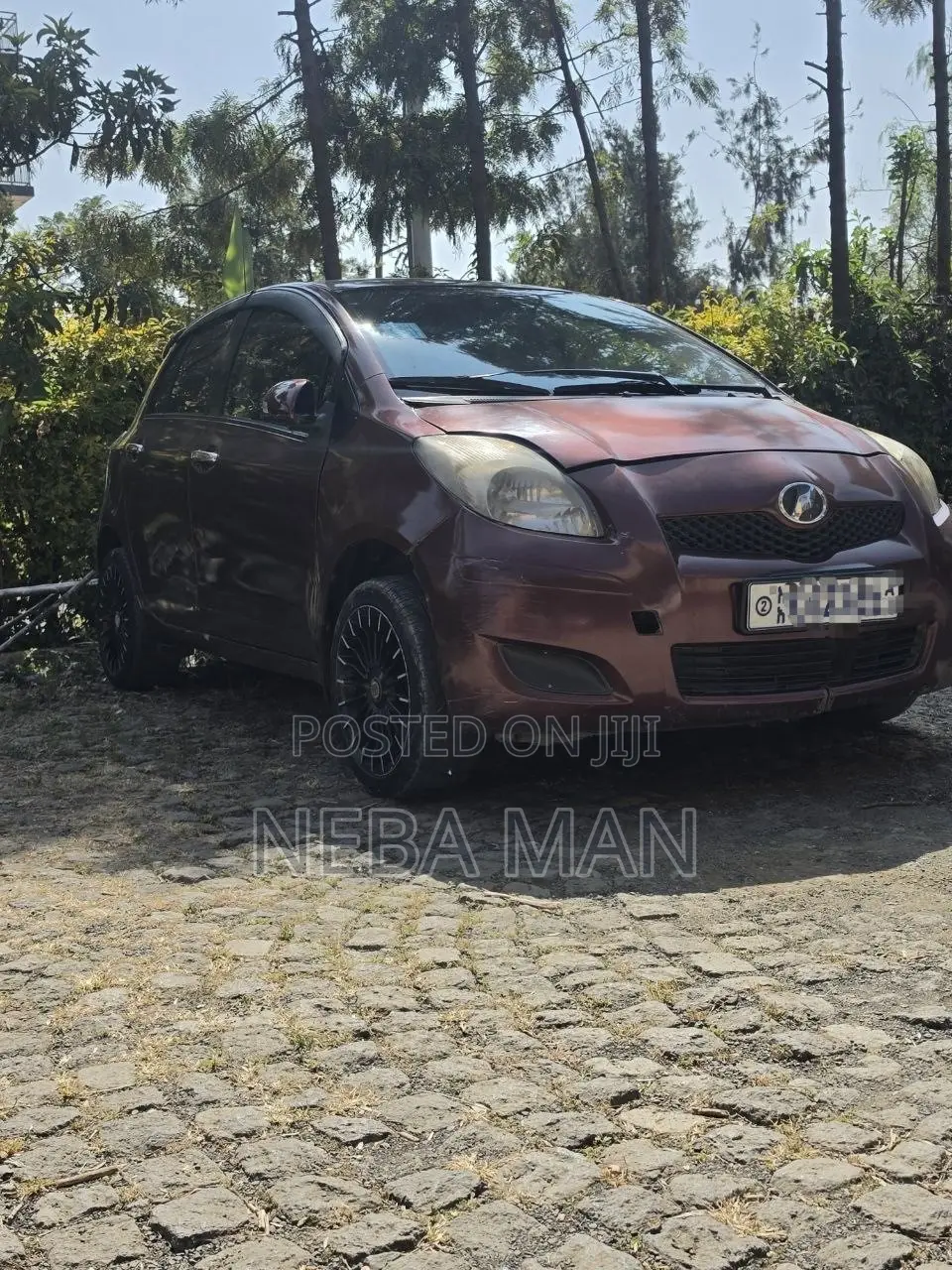 Toyota Yaris 2010 Brown