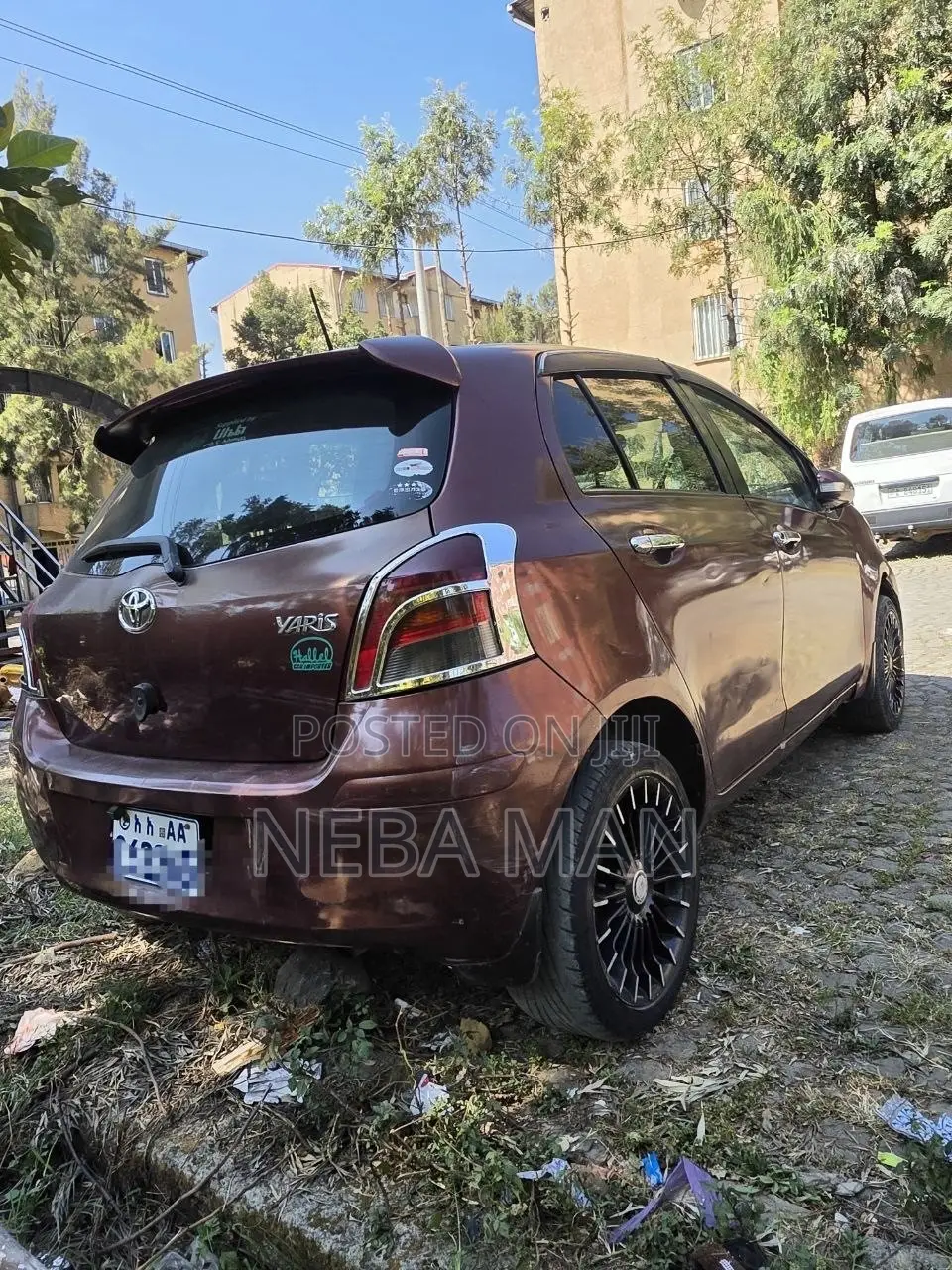 Toyota Yaris 2010 Brown