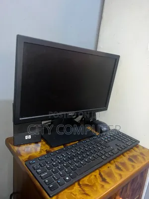 New Desktop Computer Dell Optiplex 3040 4GB Intel Core i3 HDD 1T