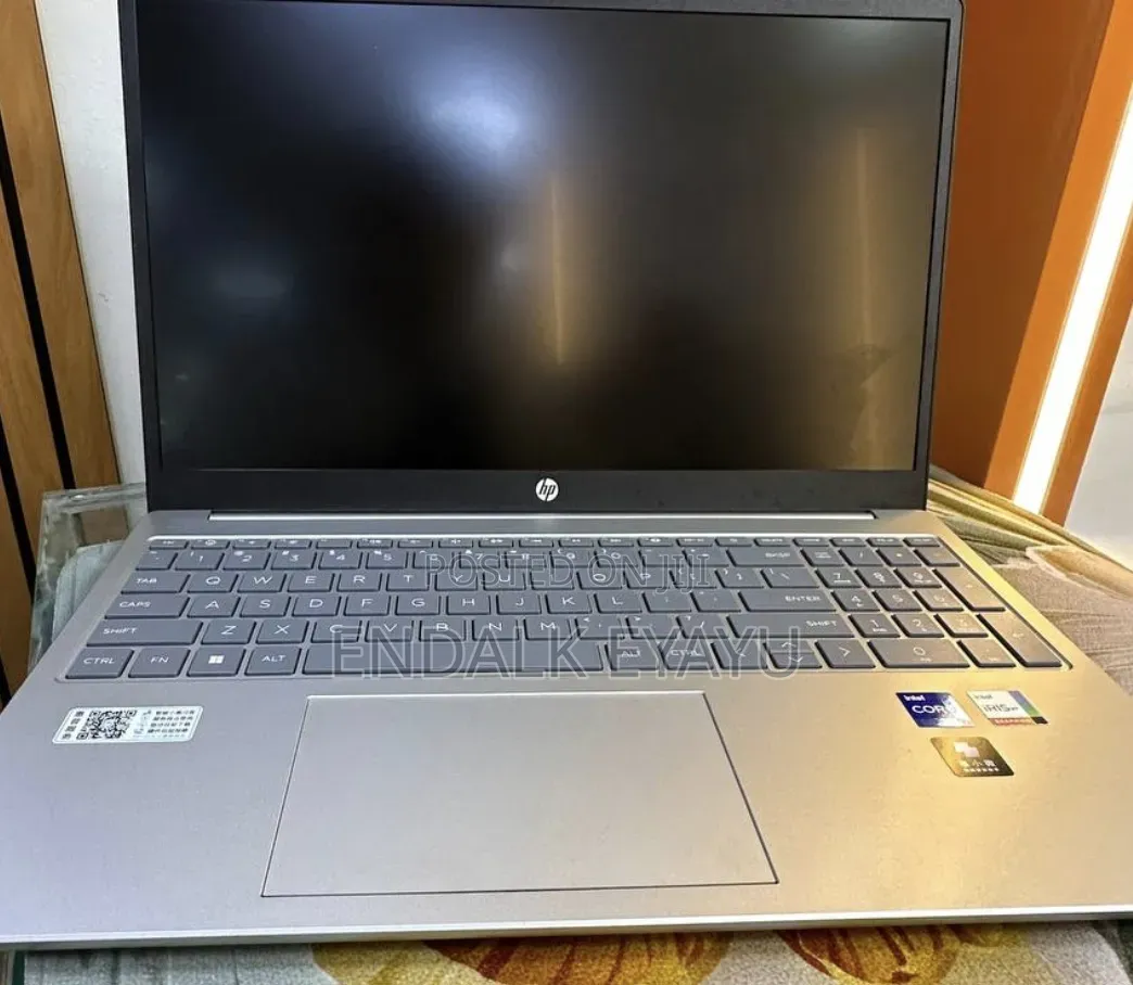 New Laptop HP Pavilion 14 16GB Intel Core i7 SSD 1T
