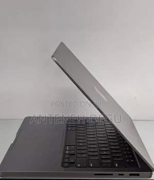 New Laptop Apple MacBook Pro 2021 M1 16GB Apple M1 Pro SSD 512GB