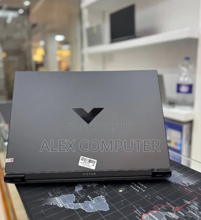 New Laptop HP Victus 16 16GB Intel Core i7 SSD 1T