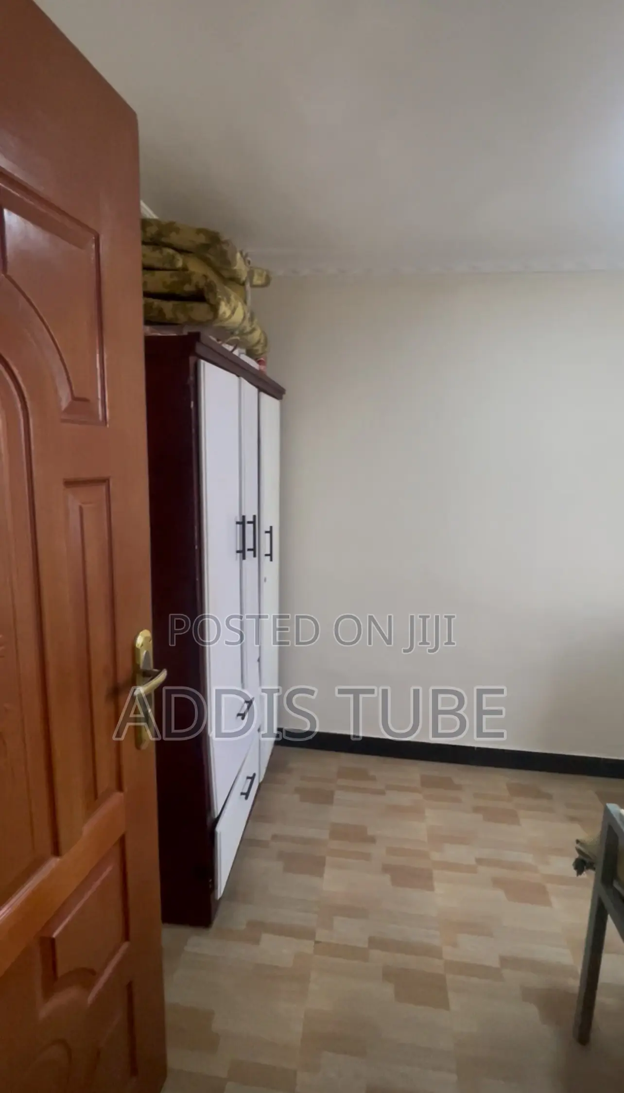 Furnished 3bdrm Condo in Lideta for sale