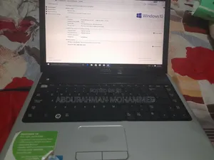 Laptop Toshiba Satellite L750D 1GB Intel Core i3 HDD 128GB
