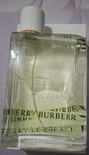 Burberry Her Eau De Toilette Women's Fresh Strawberry Perfume