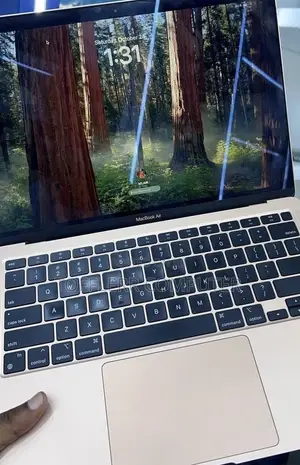 New Laptop Apple MacBook Air 2020 M1 16GB Apple M1 SSD 256GB
