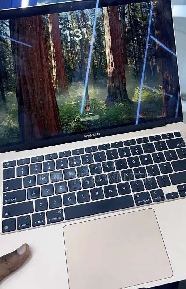 New Laptop Apple MacBook Air 2020 M1 16GB Apple M1 SSD 256GB