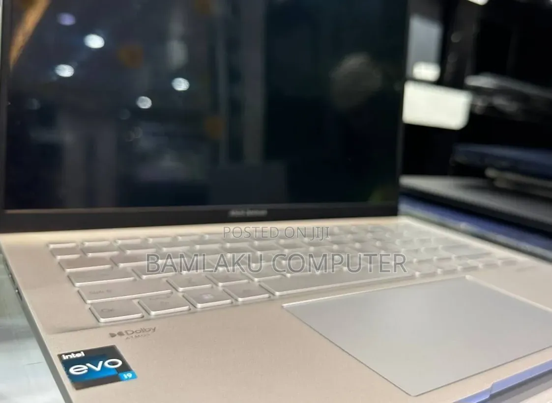 New Laptop Asus Zenbook 14 OLED 16GB Intel Core i9 SSD 512GB