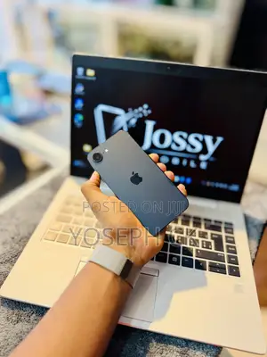 New Apple iPhone 16e 128 GB Black