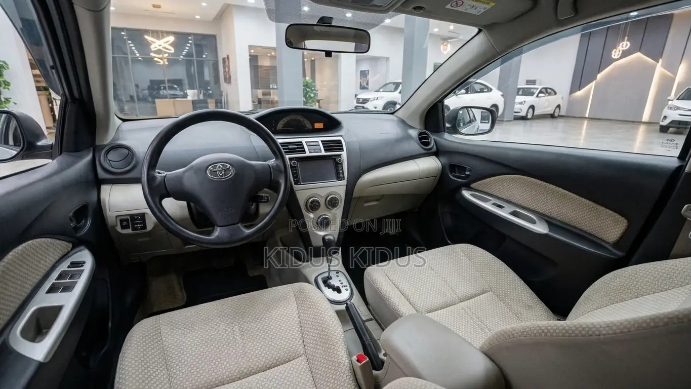 Toyota Yaris 2007 White