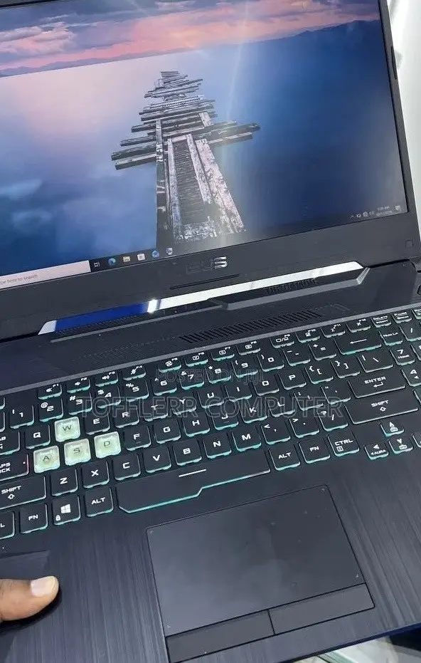 New Laptop Asus ROG Strix G15 16GB AMD Ryzen 7 SSD 512GB