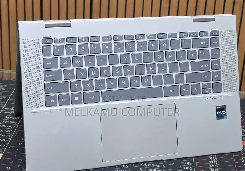 New Laptop HP Envy x360 16GB Intel Core i7 SSD 1T