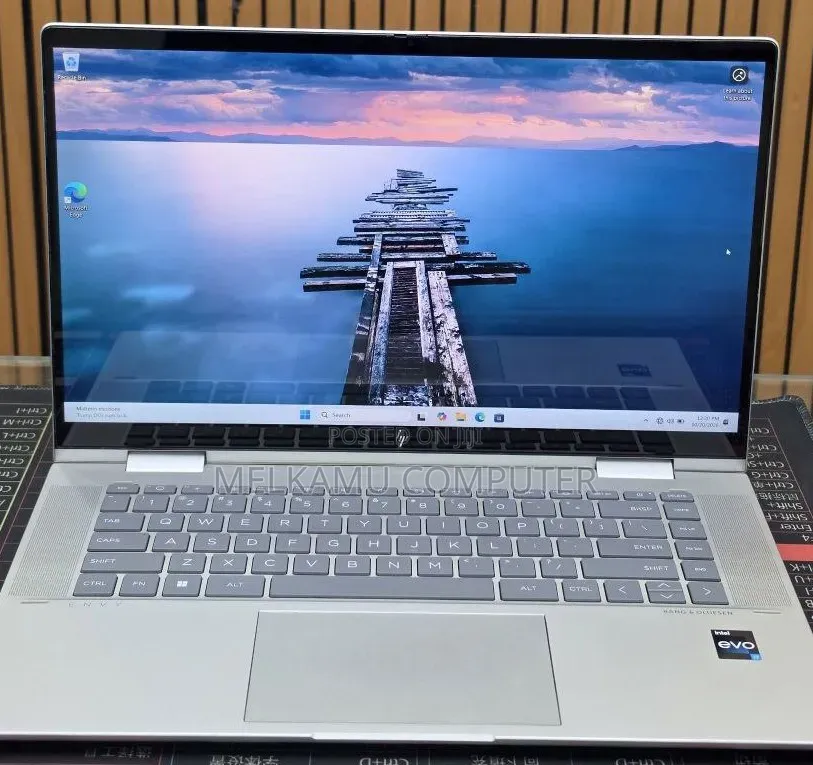 New Laptop HP Envy x360 16GB Intel Core i7 SSD 1T