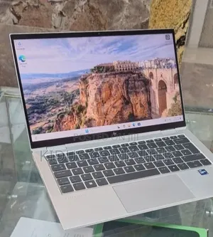 New Laptop HP EliteBook x360 1030 G8 16GB Intel Core i7 SSD 512GB