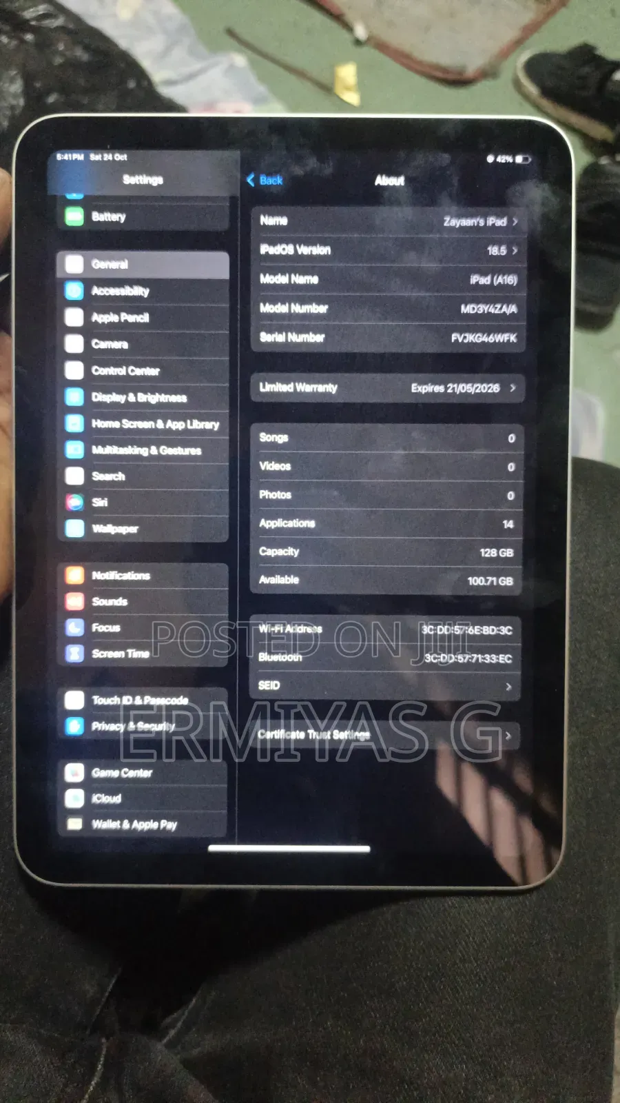 New Apple iPad (2025) 128 GB Silver