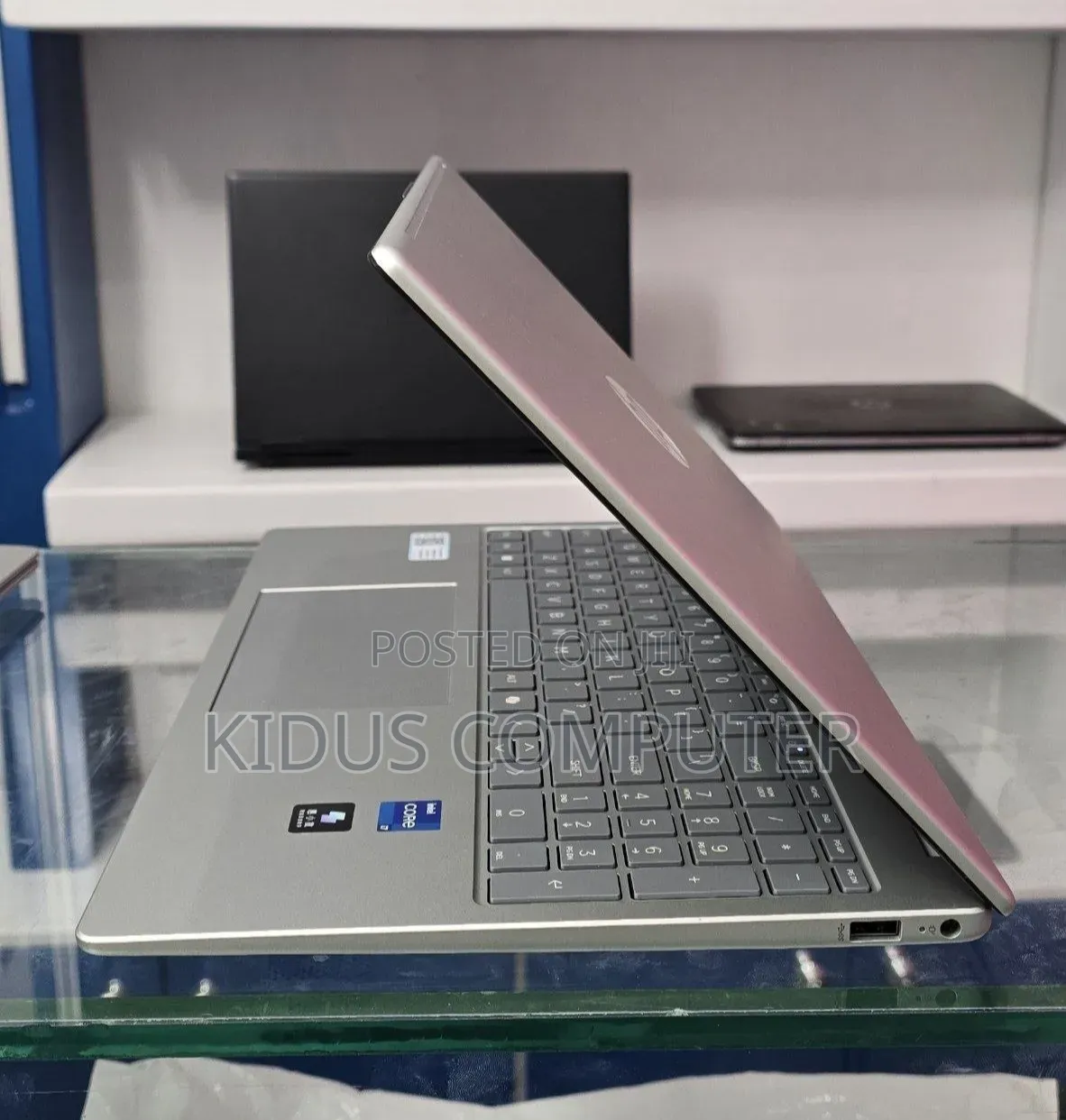 New Laptop HP Stream Notebook 16GB Intel Core i7 SSD 512GB
