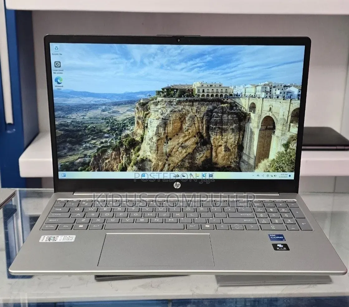 New Laptop HP Stream Notebook 16GB Intel Core i7 SSD 512GB