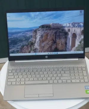 New Laptop HP Stream Notebook 8GB Intel Core i7 SSD 128GB