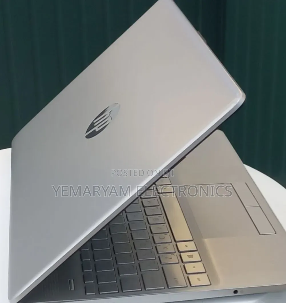 New Laptop HP Stream Notebook 8GB Intel Core i7 SSD 128GB