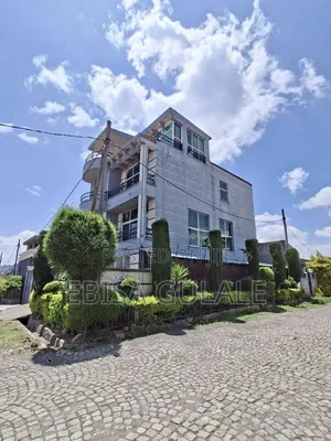 Furnished 6bdrm Townhouse/Terrace in Oromia-Finfinne for sale