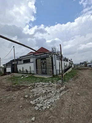 Furnished 6bdrm Farm House in Oromia-Finfinne for sale