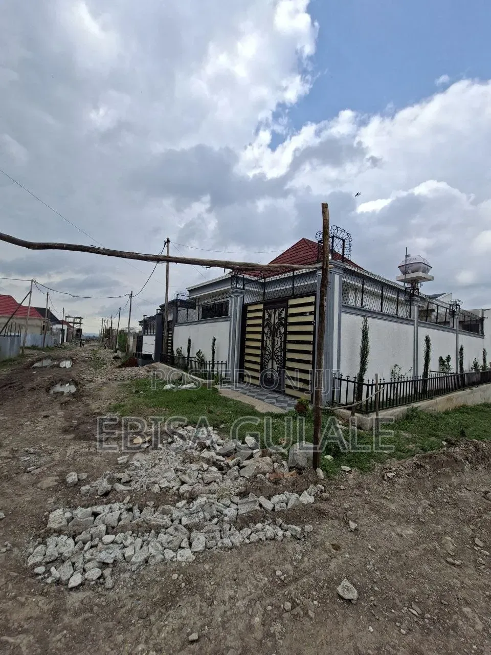 Furnished 6bdrm Farm House in Oromia-Finfinne for sale