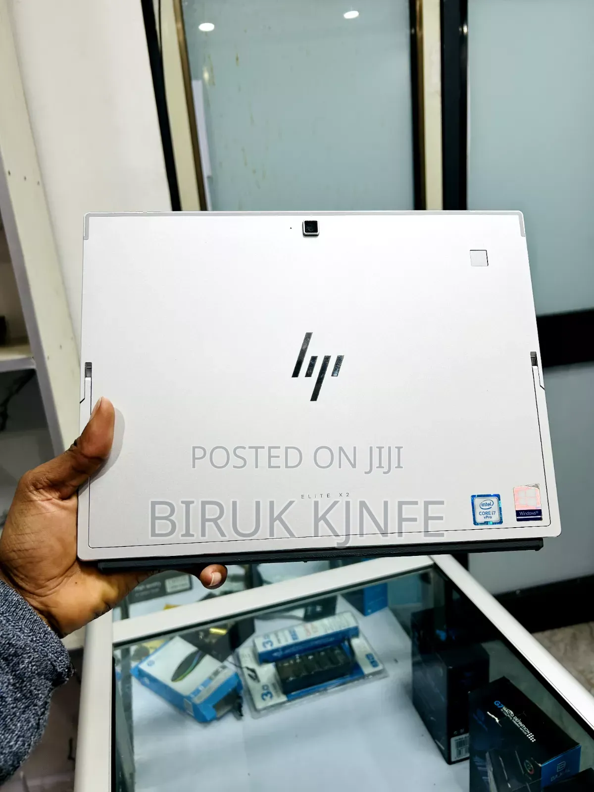 New Laptop HP Elite X2 1012 G2 16GB Intel Core i7 SSD 256GB