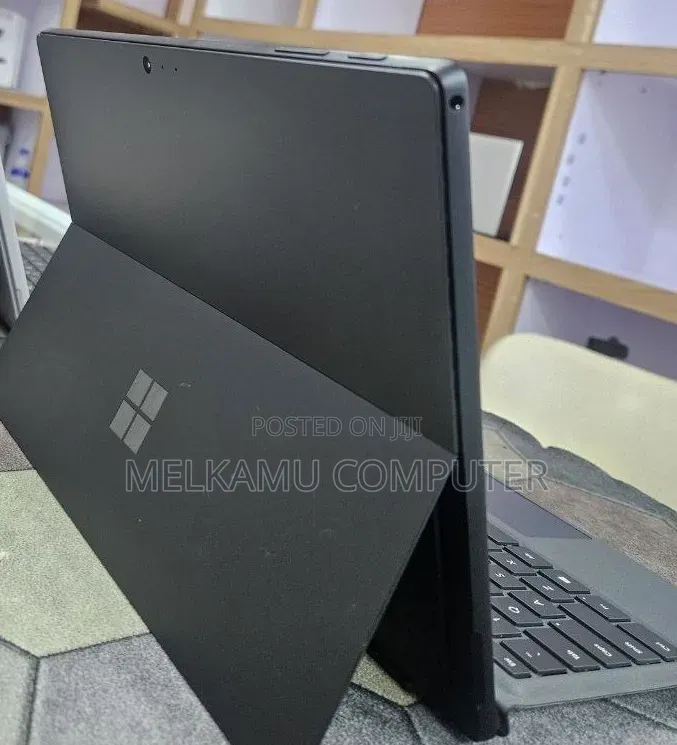 New Laptop Microsoft Surface Pro 6 16GB Intel Core i7 SSD 512GB