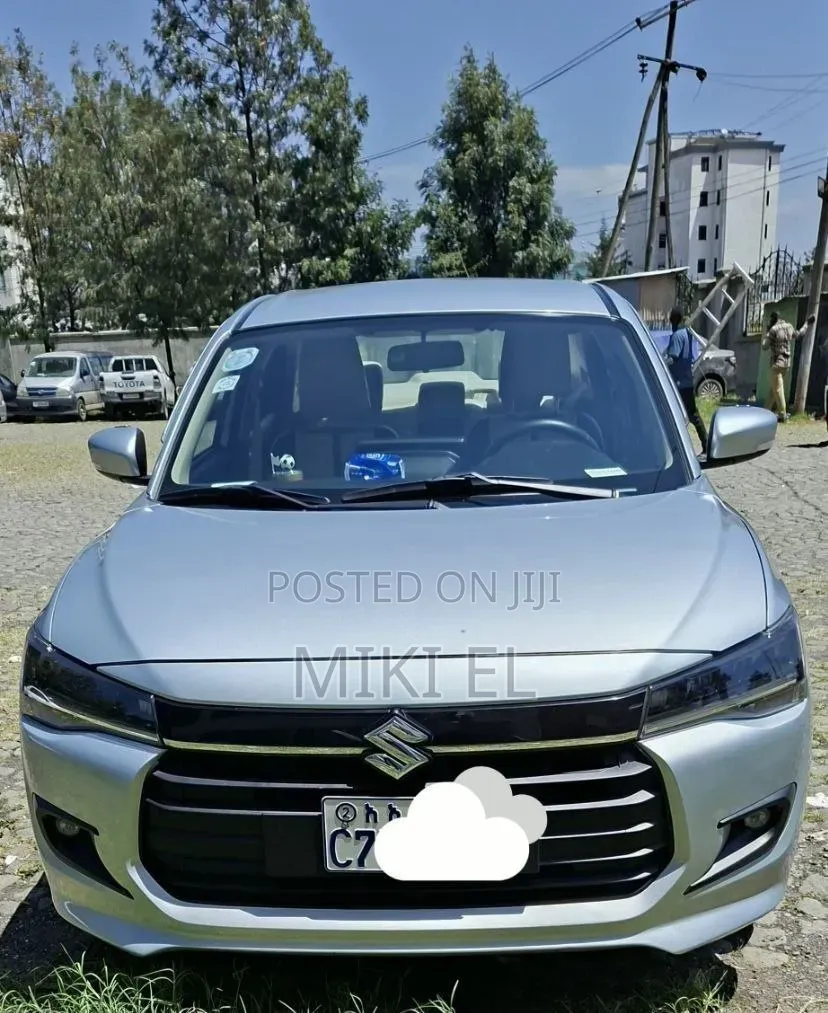 Suzuki Dzire 2025 Silver