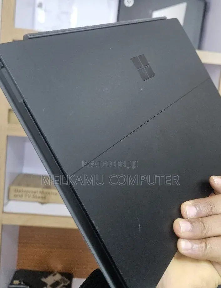 New Laptop Microsoft Surface Pro 6 16GB Intel Core i7 SSD 512GB