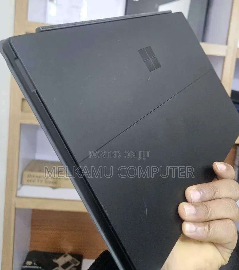 New Laptop Microsoft Surface Pro 6 16GB Intel Core i7 SSD 512GB