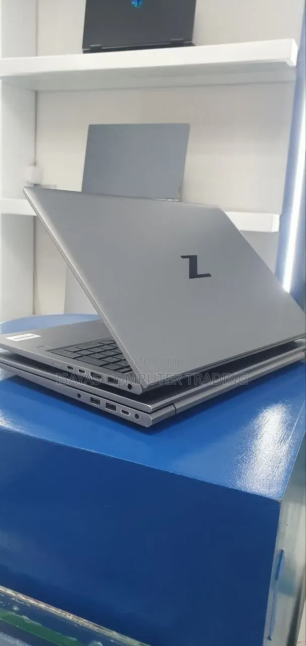 New Laptop HP ZBook Fury 15 G8 16GB Intel Core i7 SSD 512GB
