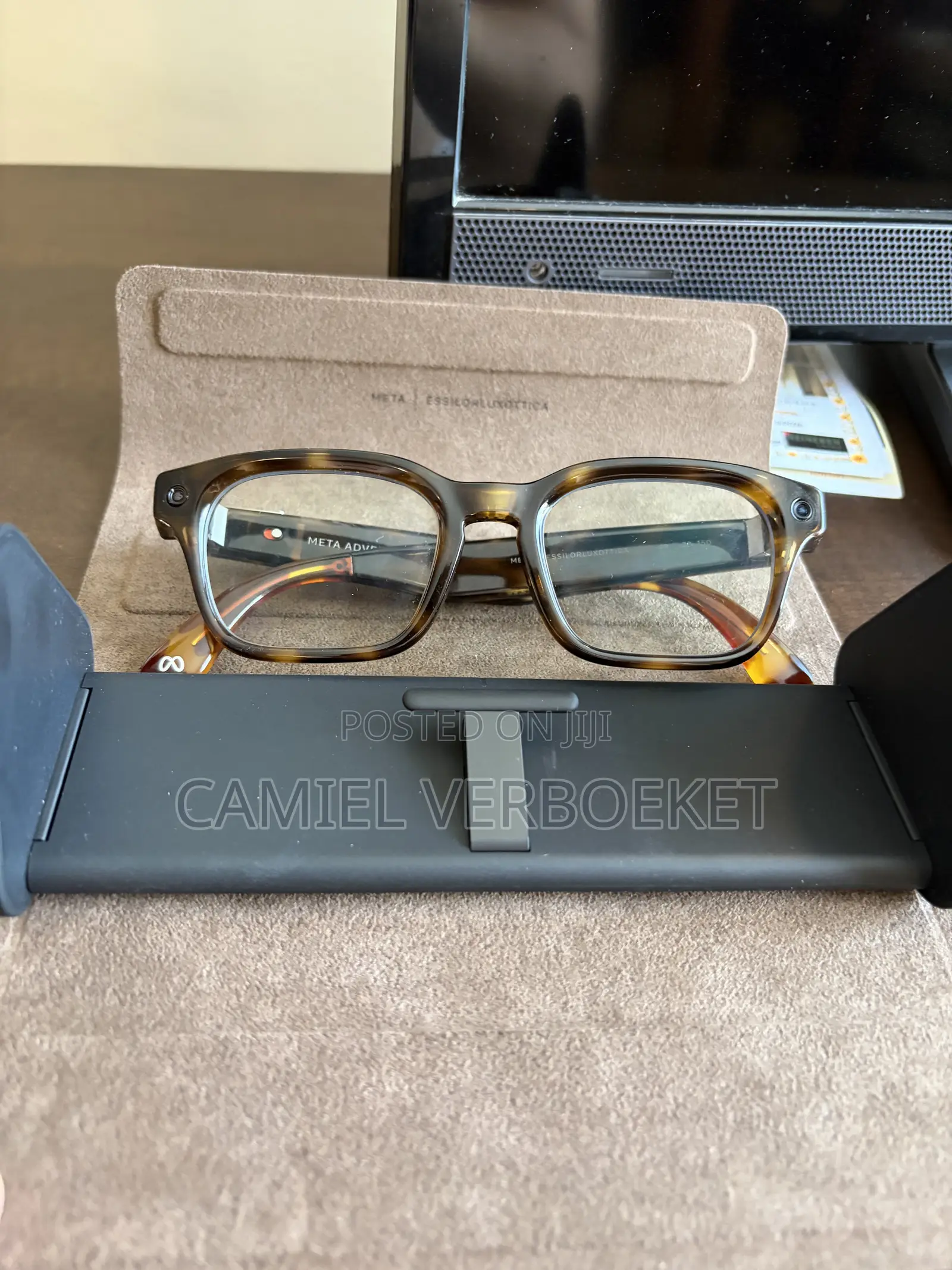 Meta Adventurer Smart Glasses – Classic Tortoise / Clear Lenses