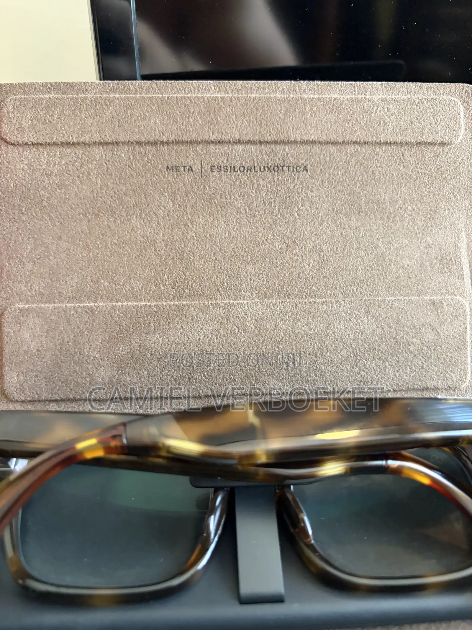 Meta Adventurer Smart Glasses – Classic Tortoise / Clear Lenses