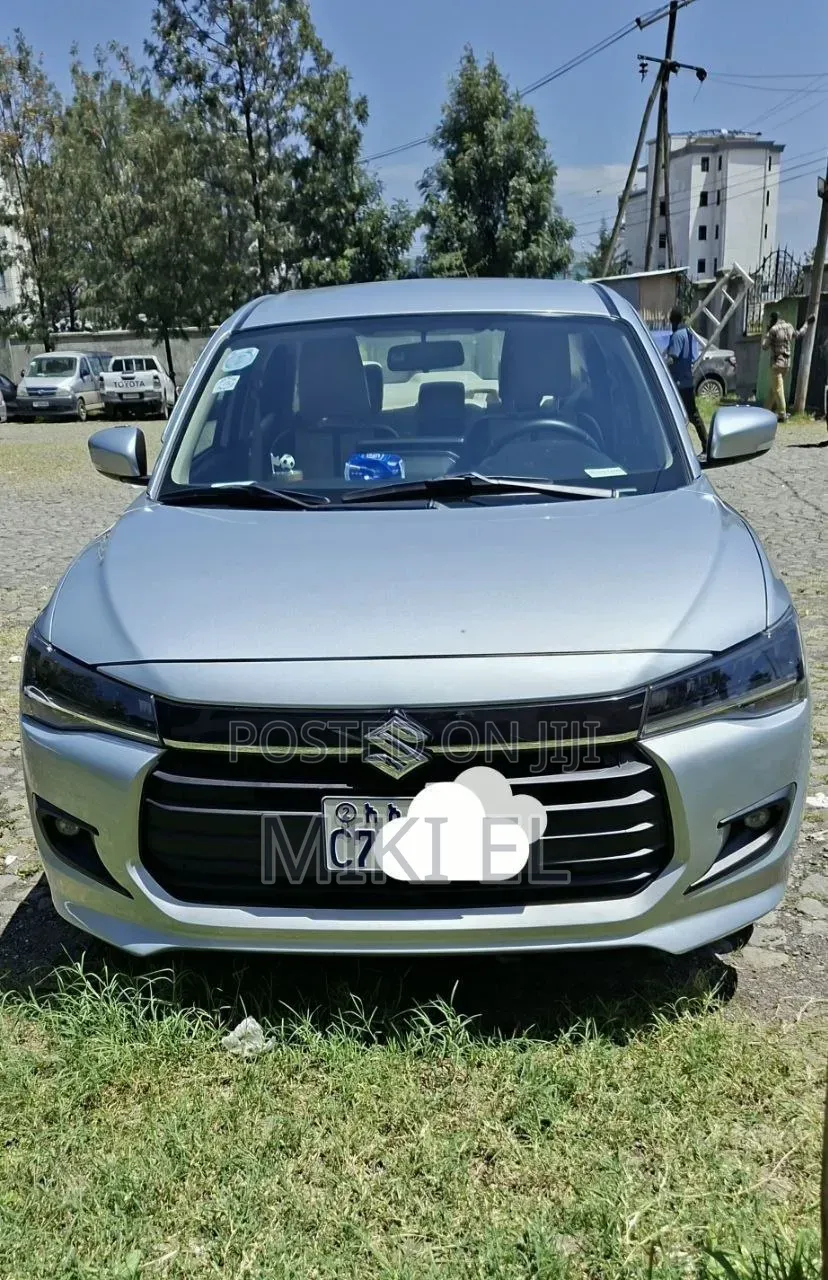 Suzuki Dzire 2025 Silver