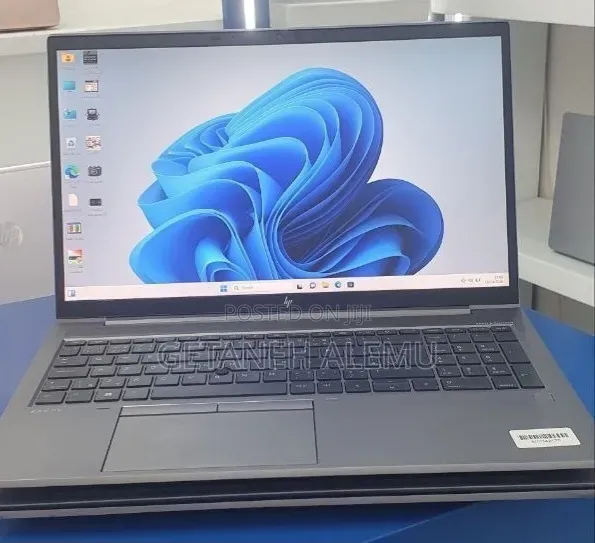 New Laptop HP ZBook 14 16GB Intel Core i7 SSD 512GB