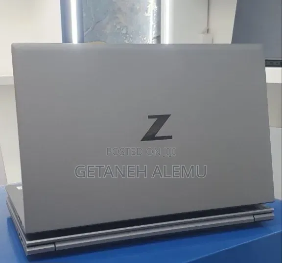 New Laptop HP ZBook 14 16GB Intel Core i7 SSD 512GB