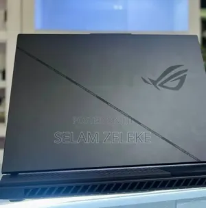 New Laptop Asus ROG Strix G16 16GB Intel Core i9 SSD 1T