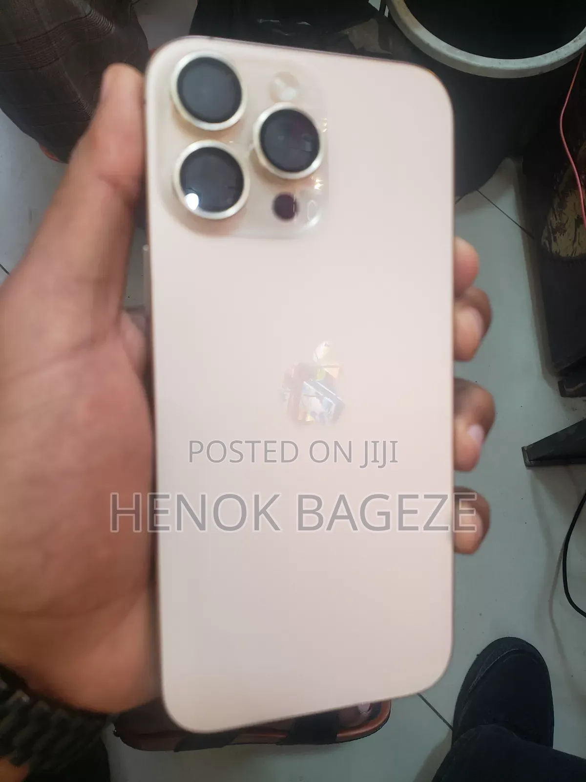 Apple iPhone 16 Pro Max 256 GB Gold