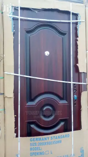 የ ውስጥ እና ውጭ በሮች