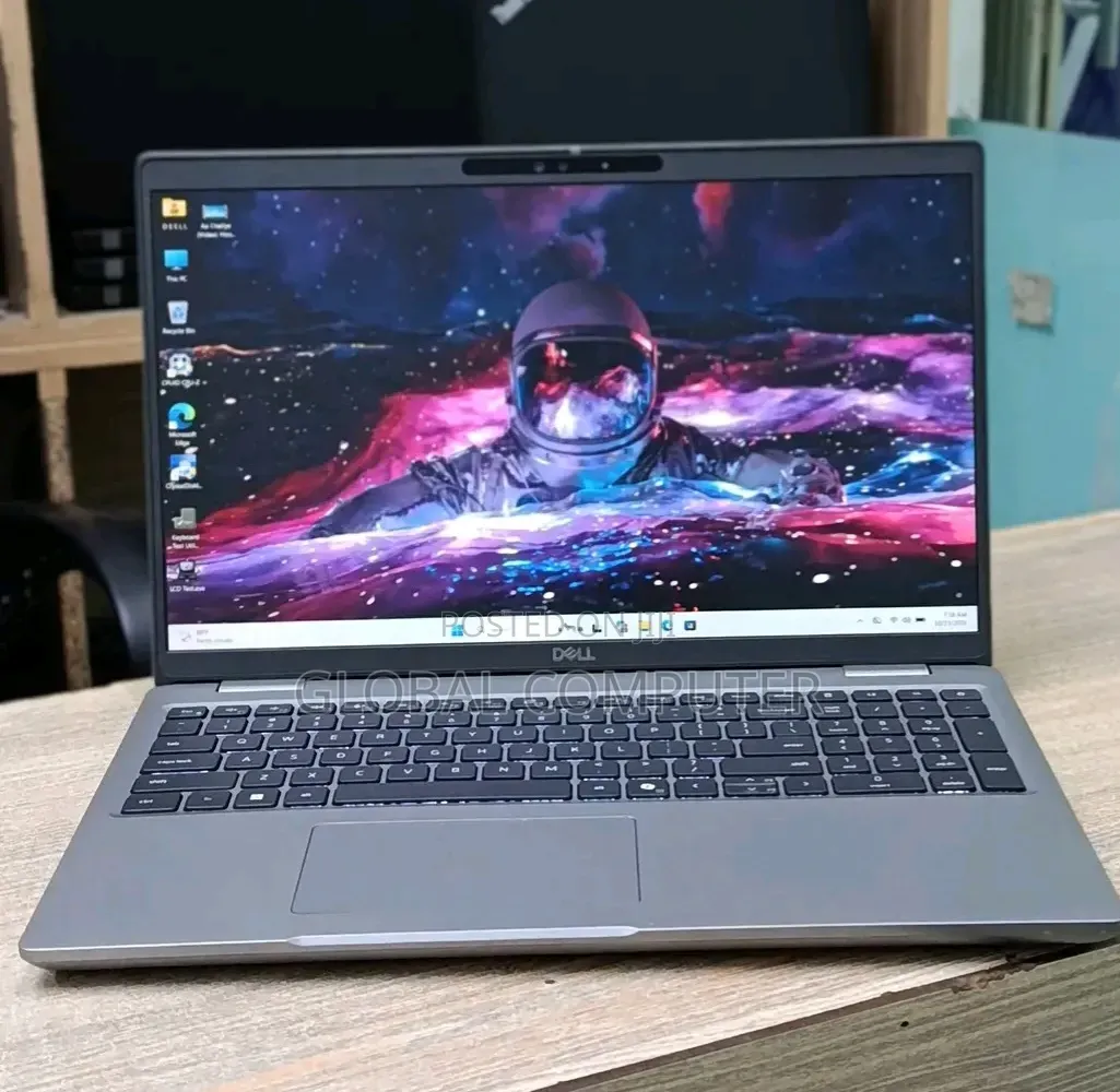 New Laptop Dell Precision 5570 16GB Intel Core i7 SSD 512GB