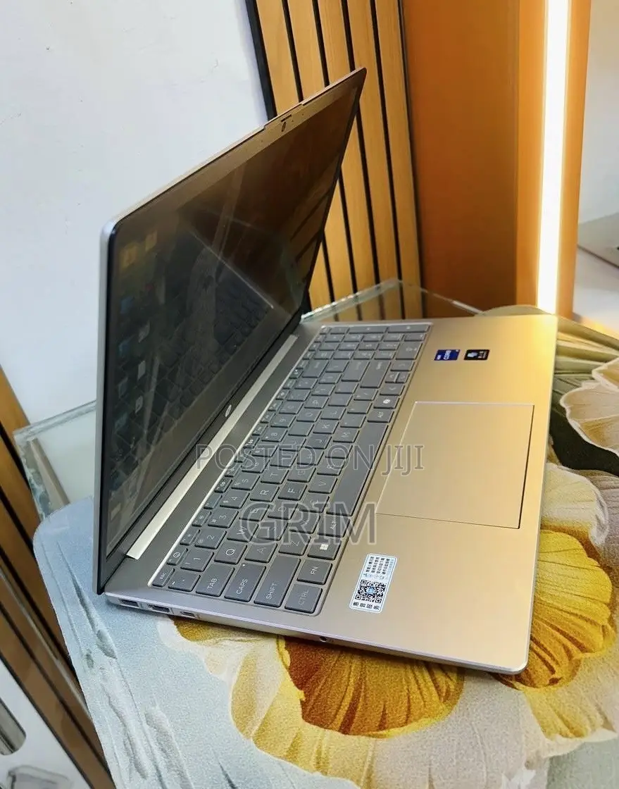 New Laptop HP Stream Notebook 16GB Intel Core i7 SSD 1T