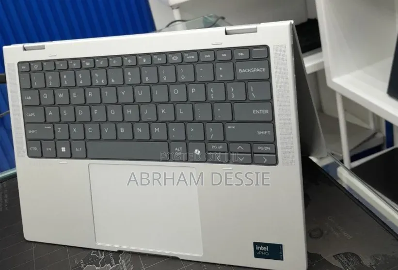 New Laptop HP 16GB Intel Core Ultra 7 SSD 512GB