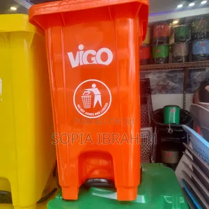 Plastic Chire
