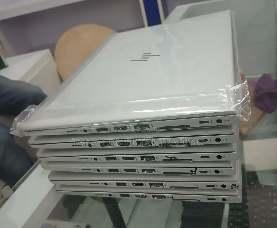 New Laptop HP EliteBook 840 8GB Intel Core i5 SSD 512GB