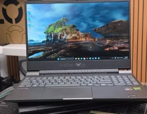 New Laptop HP Victus 16 16GB AMD Ryzen 7 SSD 512GB