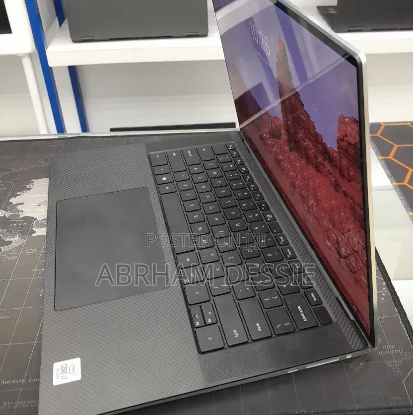 New Laptop Dell 16GB Intel Core i7 SSD 512GB